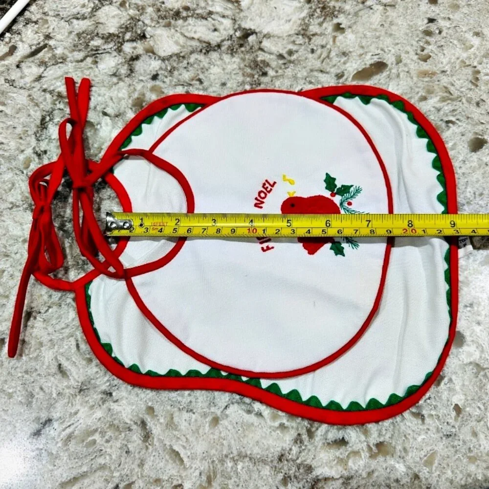 Vintage Christmas Baby Bibs Set of 2 White Red Green Bird Holly Patchwork Unltd